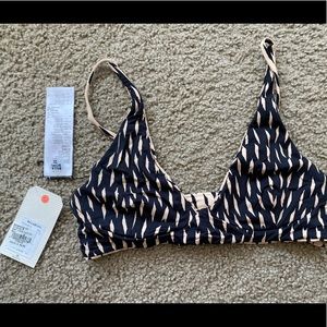 Billabong reversible top